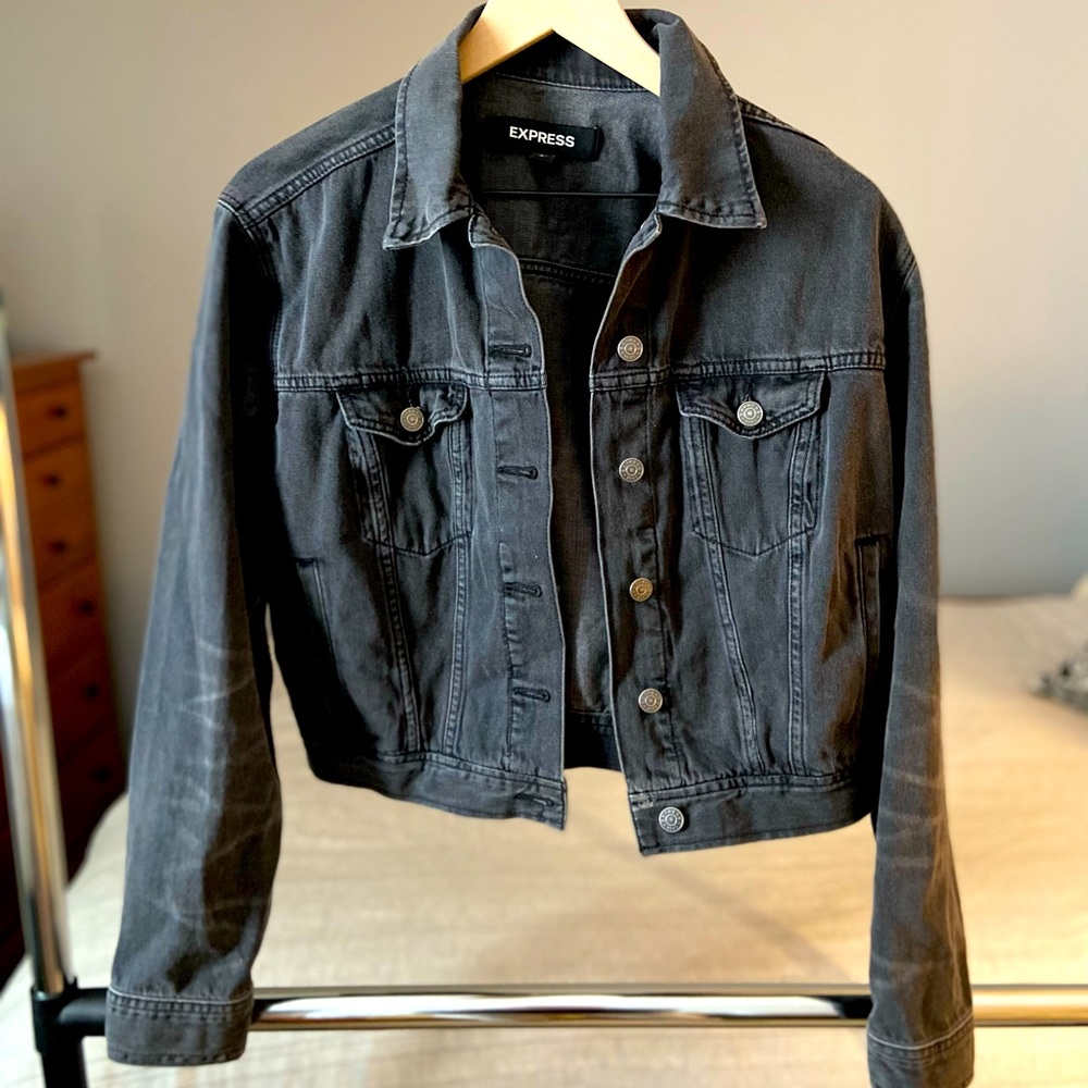Off black Cropped Trucker Jacket